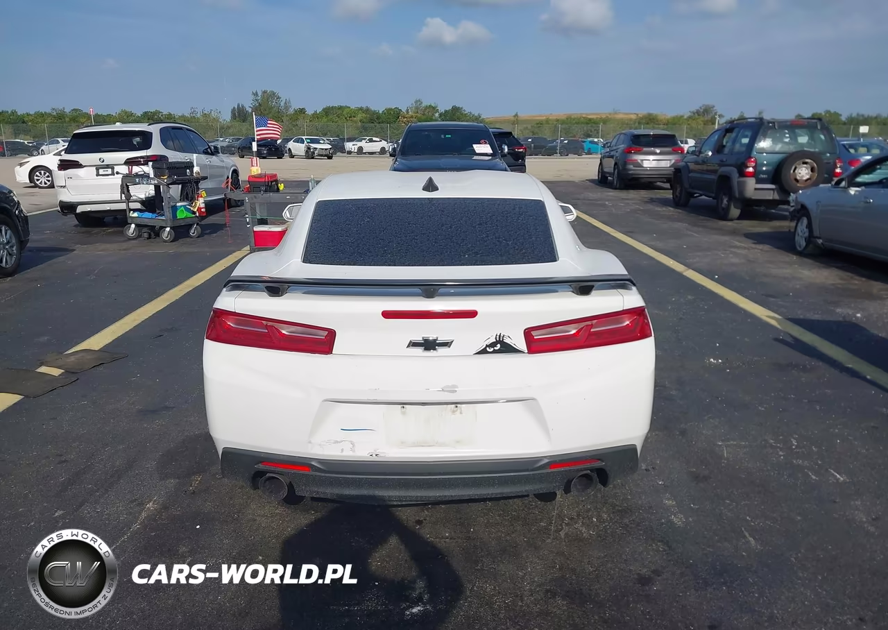 2018 Chevrolet Camaro 1Ls VIN:1G1FA1RX6J0158043 - 16