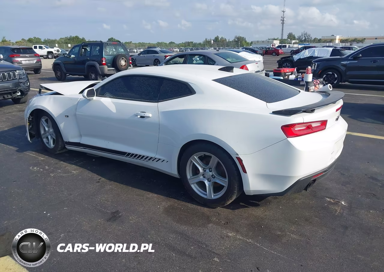 2018 Chevrolet Camaro 1Ls VIN:1G1FA1RX6J0158043 - 3
