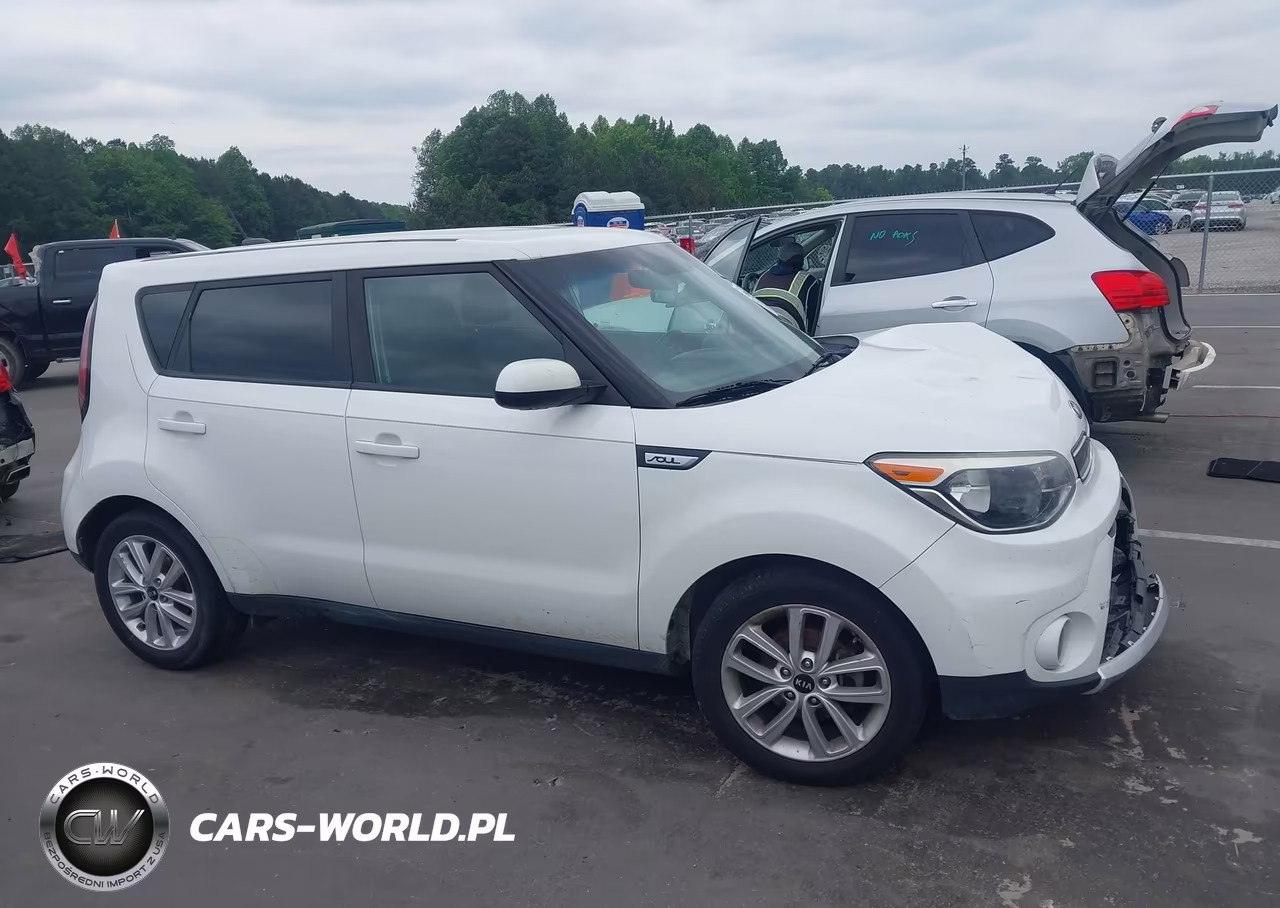 2018 Kia Soul + VIN:KNDJP3A57J7512374 - 12