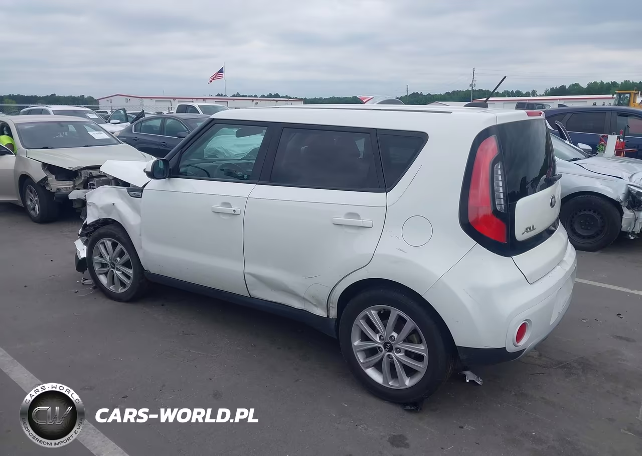 2018 Kia Soul + VIN:KNDJP3A57J7512374 - 3