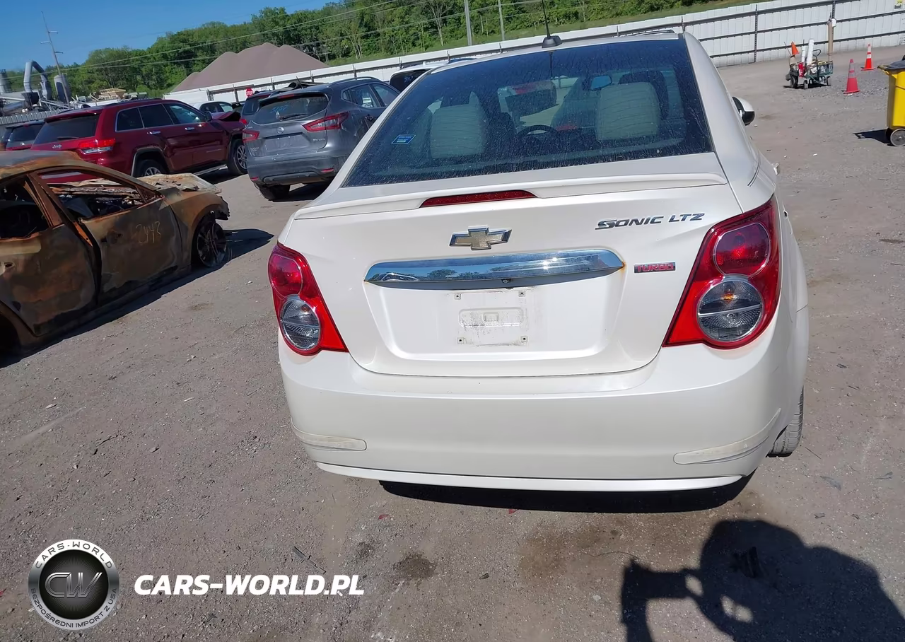 2015 Chevrolet Sonic Ltz Auto VIN:1G1JE5SB4F4120511 - 16