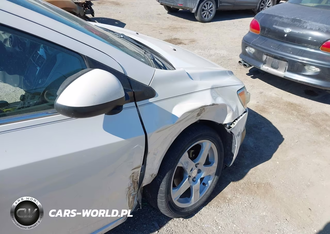2015 Chevrolet Sonic Ltz Auto VIN:1G1JE5SB4F4120511 - 6