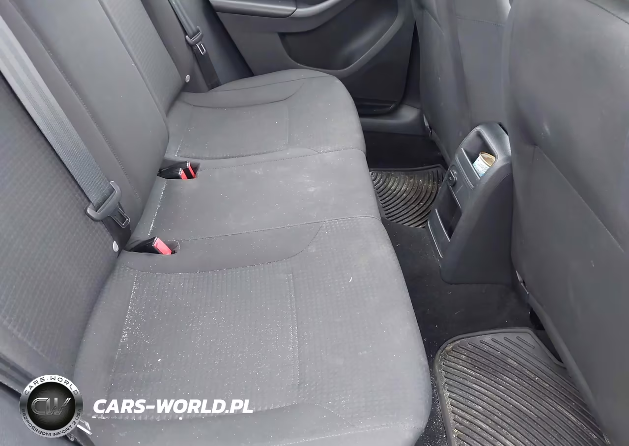 VOLKSWAGEN JETTA VIN:3VW2K7AJ3FM418672 - 8