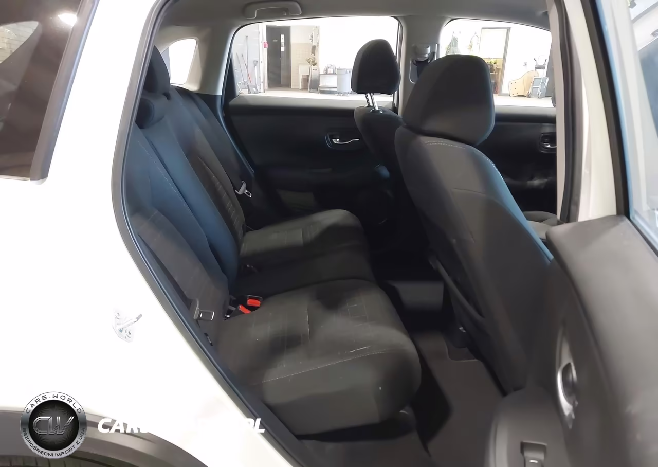 2024 Honda Hr-V Awd Lx VIN:3CZRZ2H34RM741487 - 8