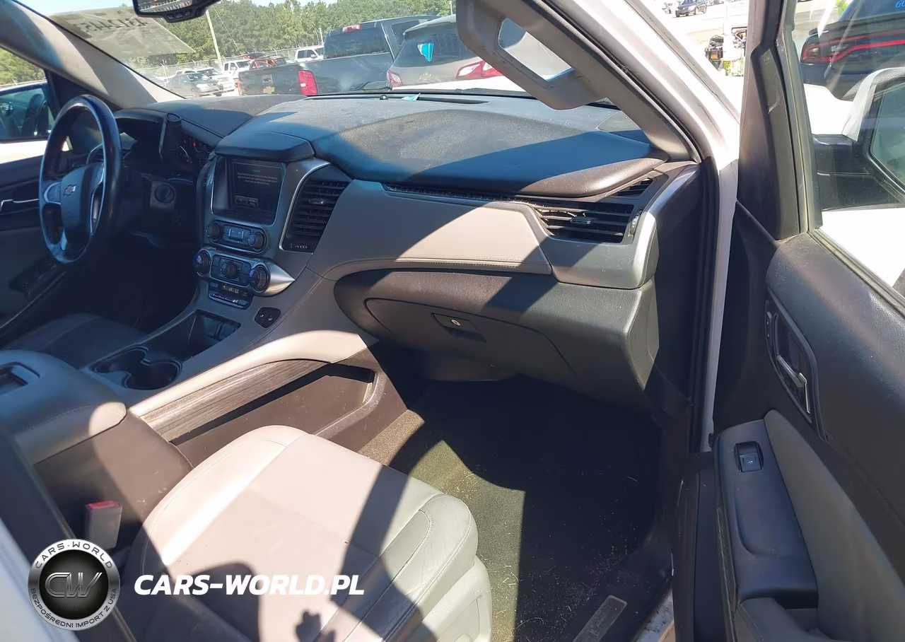 2017 Chevrolet Suburban Lt VIN:1GNSCHKC8HR190859 - 5