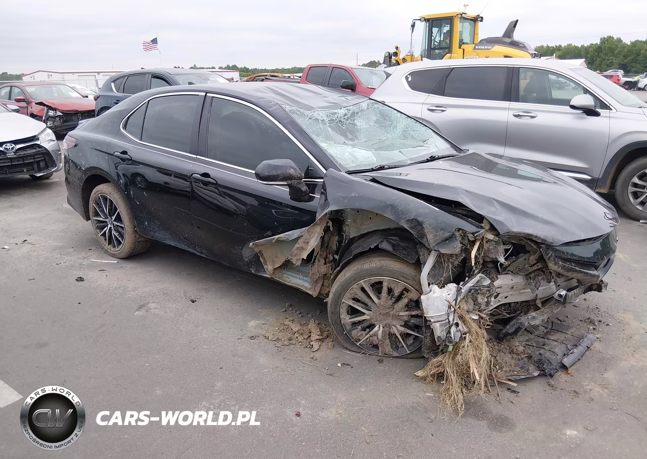 2024 Toyota Camry Se – zdjęcie 1 z 17