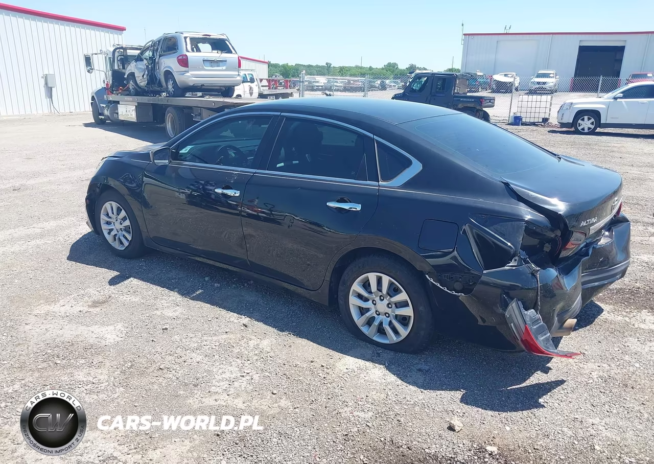 2018 Nissan Altima 2.5 S VIN:1N4AL3AP0JC121514 - 3