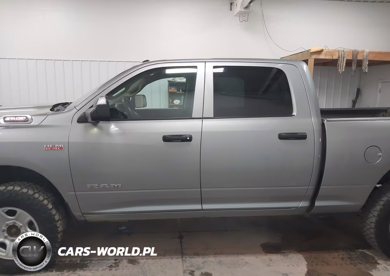 2020 Ram 2500 VIN:3C6UR5CJ9LG236789 - 15