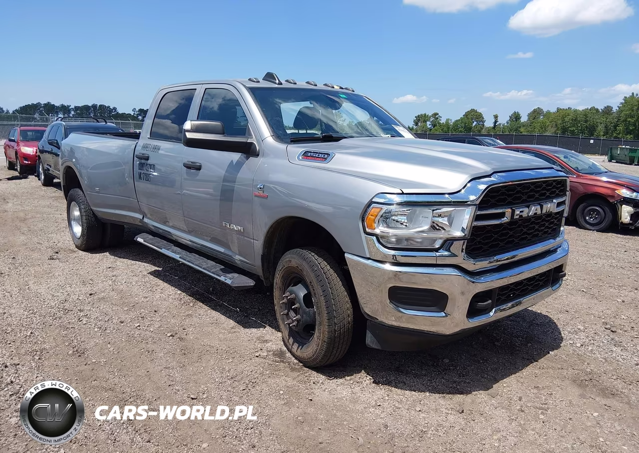 2022 Ram 3500 Tradesman 4X4 8' Box – zdjęcie 1 z 16