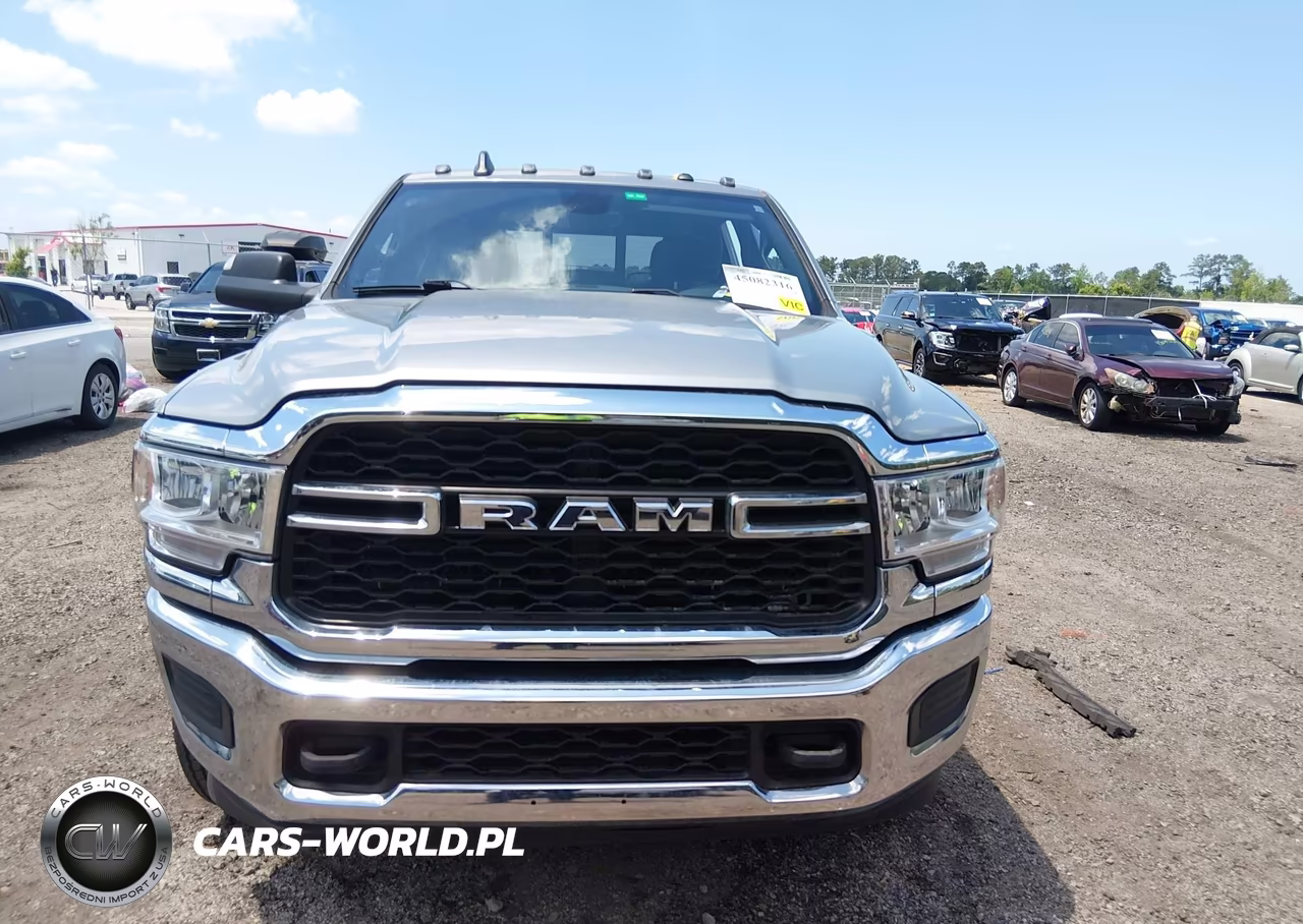 2022 Ram 3500 Tradesman 4X4 8' Box VIN:3C63RRGL5NG293430 - 13