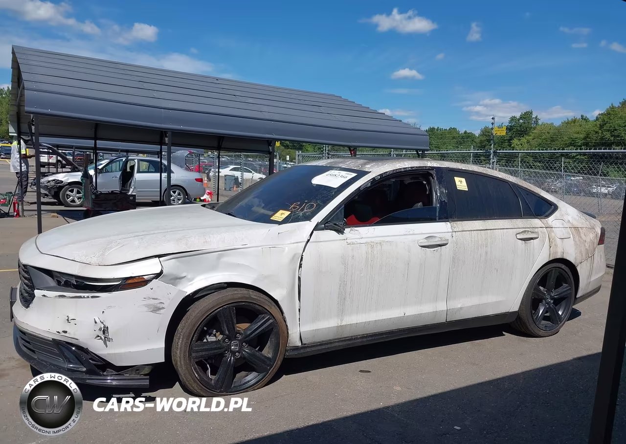 2023 Honda Accord Hybrid Sport-L VIN:1HGCY2F70PA024360 - 13