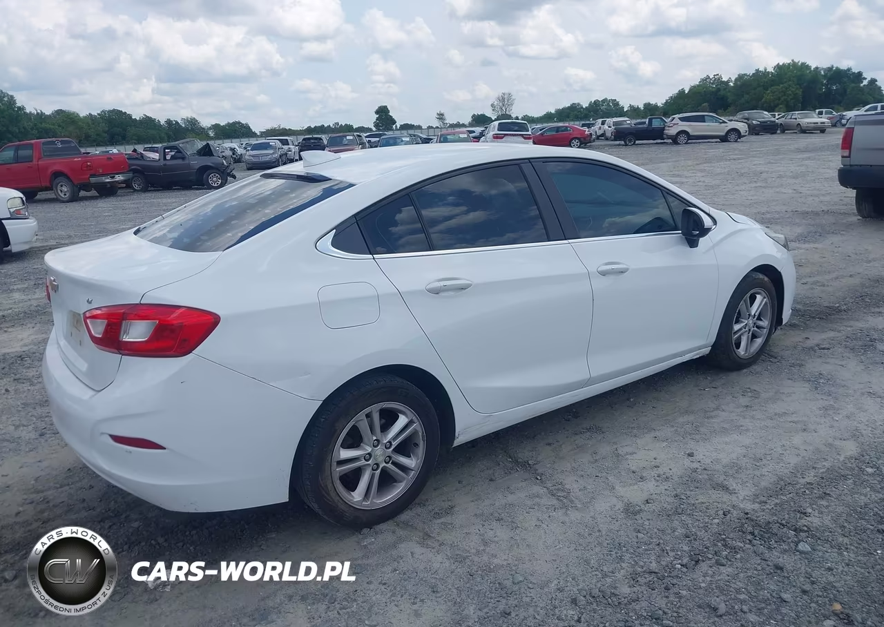 2017 Chevrolet Cruze Lt Auto VIN:1G1BE5SM3H7196485 - 4