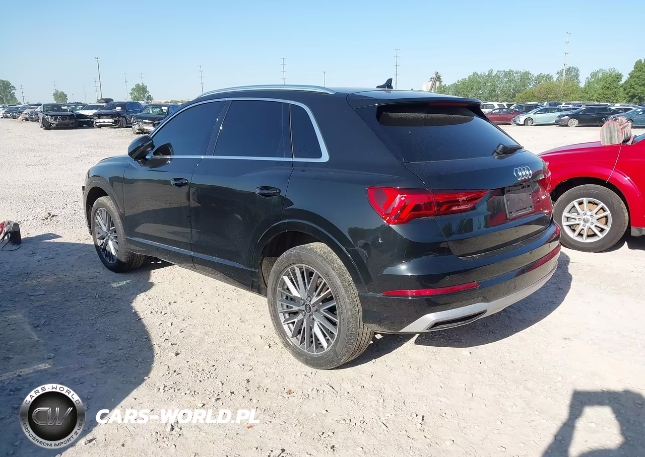 2021 Audi Q3 Premium 40 Tfsi Quattro Tiptronic VIN:WA1AUCF37M1147518 - 3
