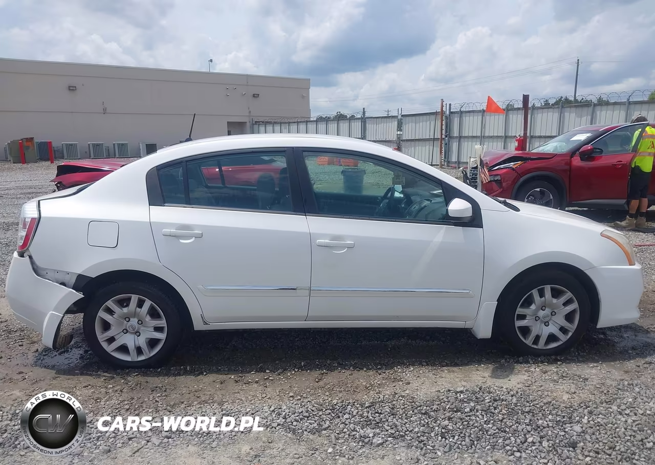 2010 Nissan Sentra 2.0S VIN:3N1AB6AP1AL673707 - 12