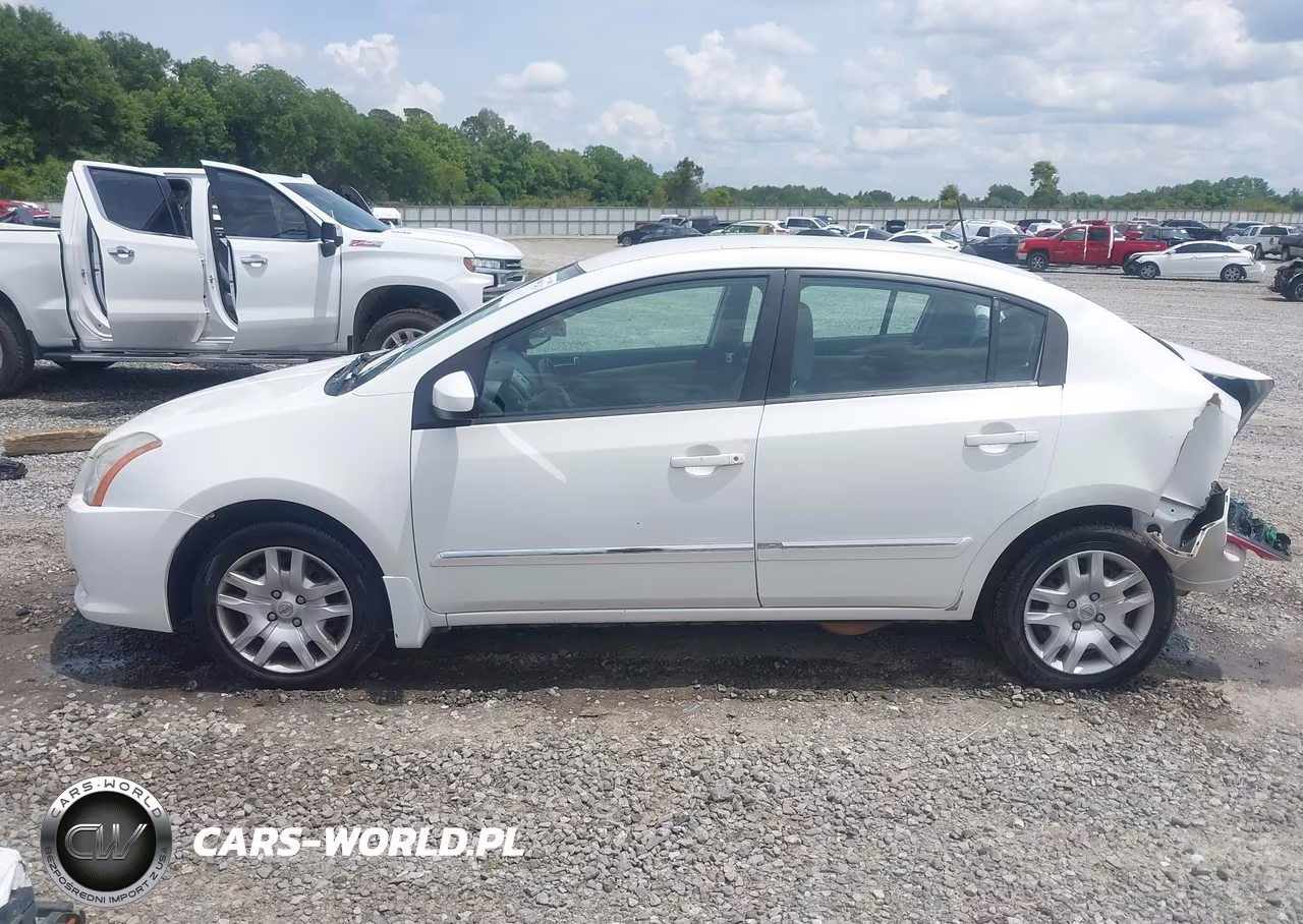 2010 Nissan Sentra 2.0S VIN:3N1AB6AP1AL673707 - 13