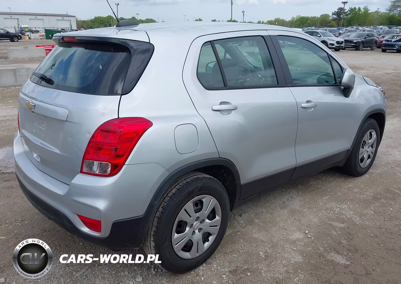 2018 Chevrolet Trax Ls VIN:KL7CJKSBXJB606946 - 4
