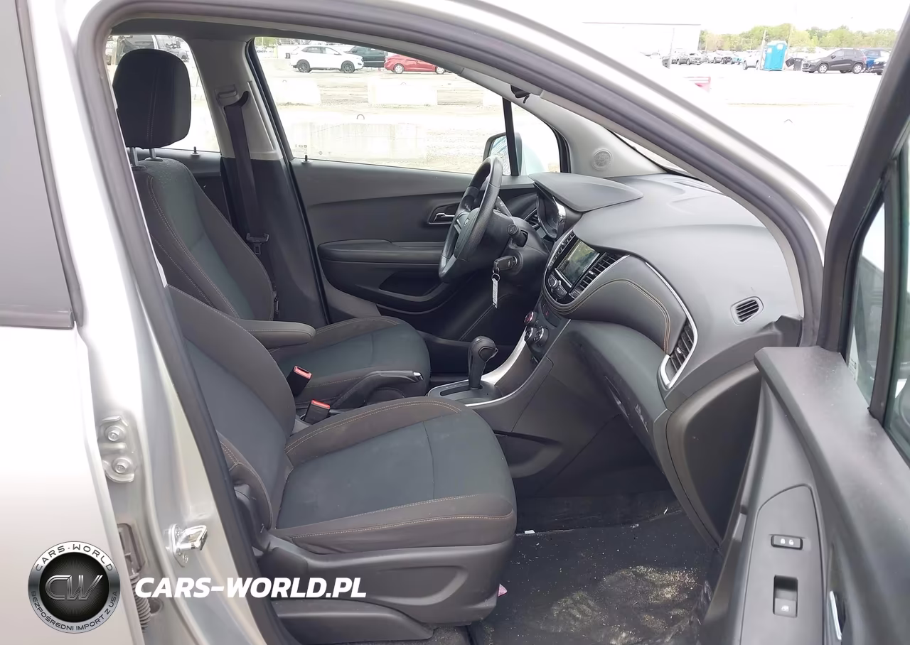2018 Chevrolet Trax Ls VIN:KL7CJKSBXJB606946 - 5