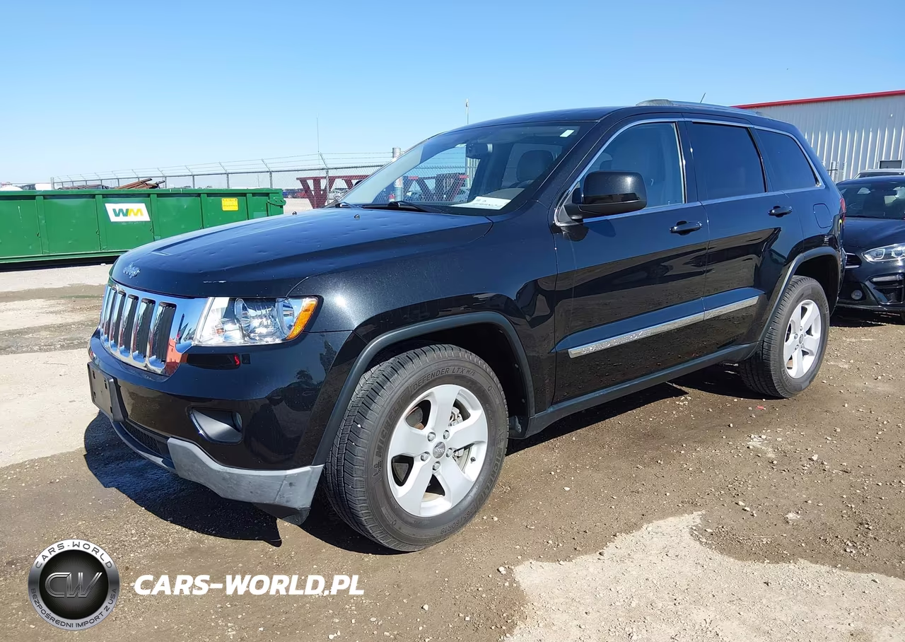 2012 Jeep Grand Cherokee Laredo VIN:1C4RJFAG2CC302931 - 2