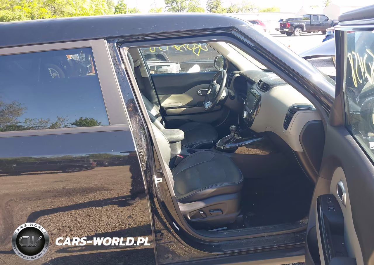 2017 Kia Soul + VIN:KNDJP3A5XH7498772 - 5