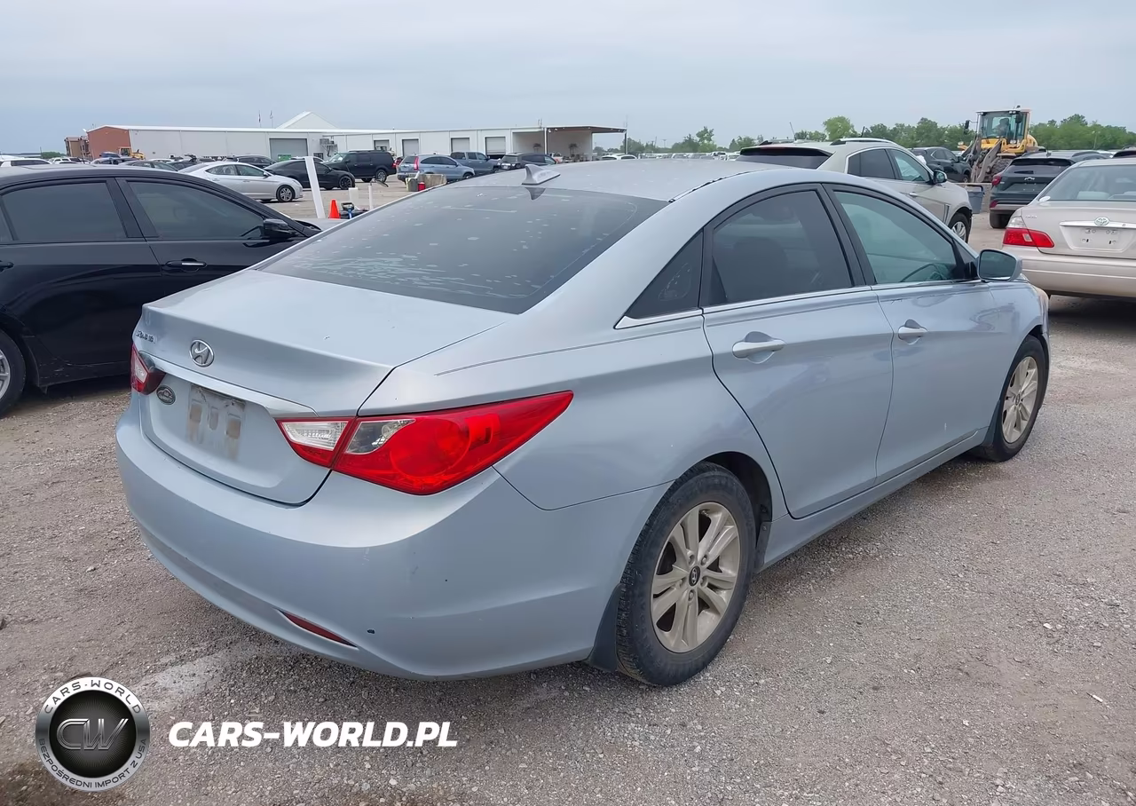 2013 Hyundai Sonata Gls VIN:5NPEB4AC9DH755494 - 4
