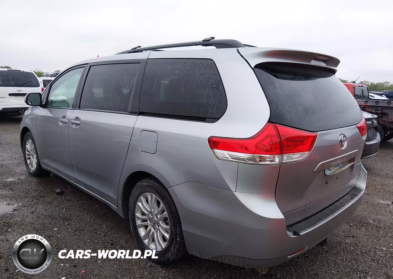 2012 Toyota Sienna Xle V6 8 Passenger VIN:5TDYK3DC4CS262480 - 3