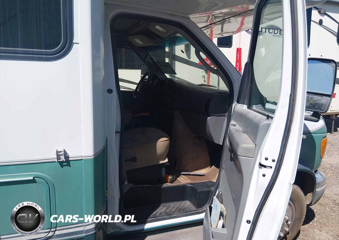 2006 Ford E-450 Cutaway VIN:1FDXE45S06DB00274 - 5