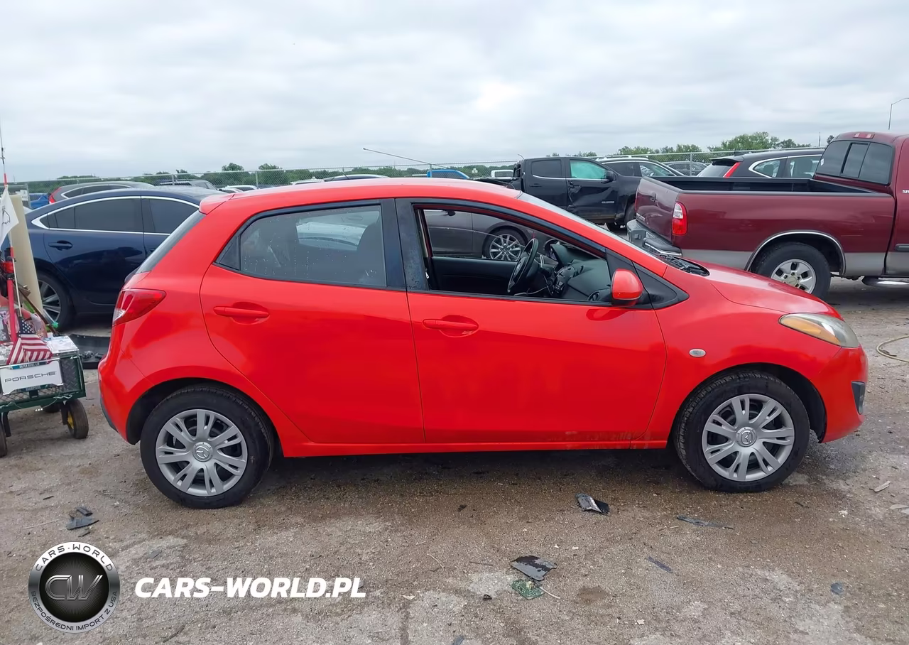 2014 Mazda Mazda2 Sport VIN:JM1DE1KY0E0174461 - 13