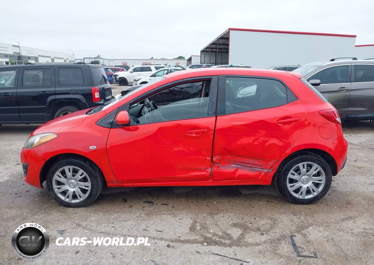 2014 Mazda Mazda2 Sport VIN:JM1DE1KY0E0174461 - 14