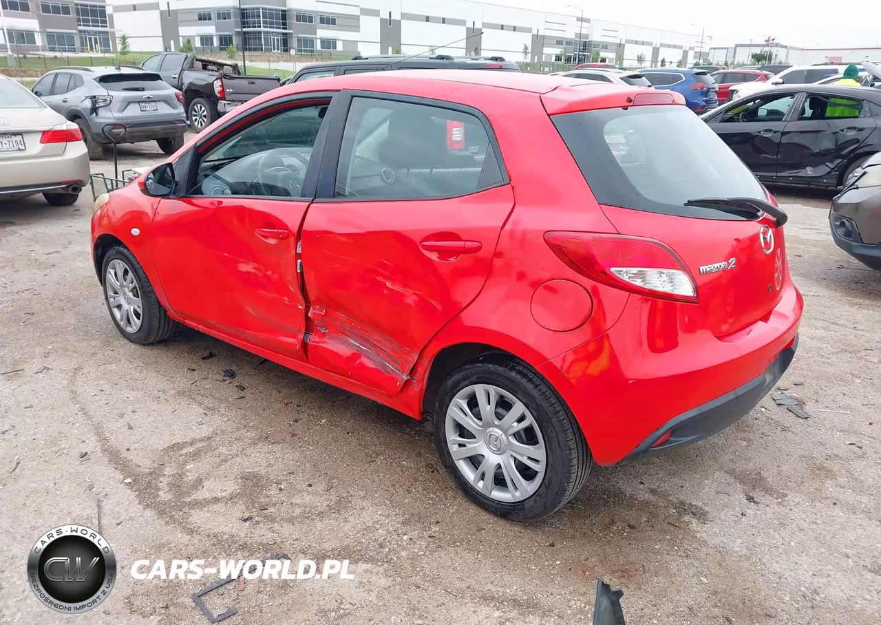 2014 Mazda Mazda2 Sport VIN:JM1DE1KY0E0174461 - 3