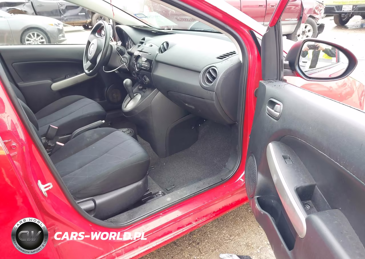2014 Mazda Mazda2 Sport VIN:JM1DE1KY0E0174461 - 5