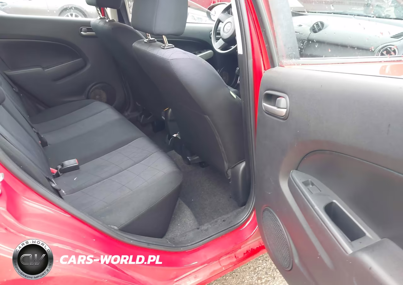 2014 Mazda Mazda2 Sport VIN:JM1DE1KY0E0174461 - 8