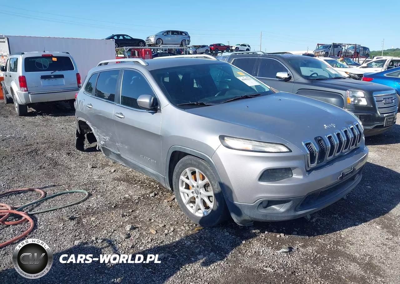 2016 Jeep Cherokee Latitude – zdjęcie 1 z 17