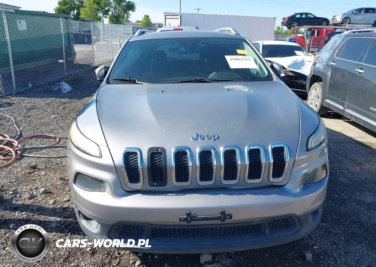 2016 Jeep Cherokee Latitude VIN:1C4PJLCB6GW125781 - 13