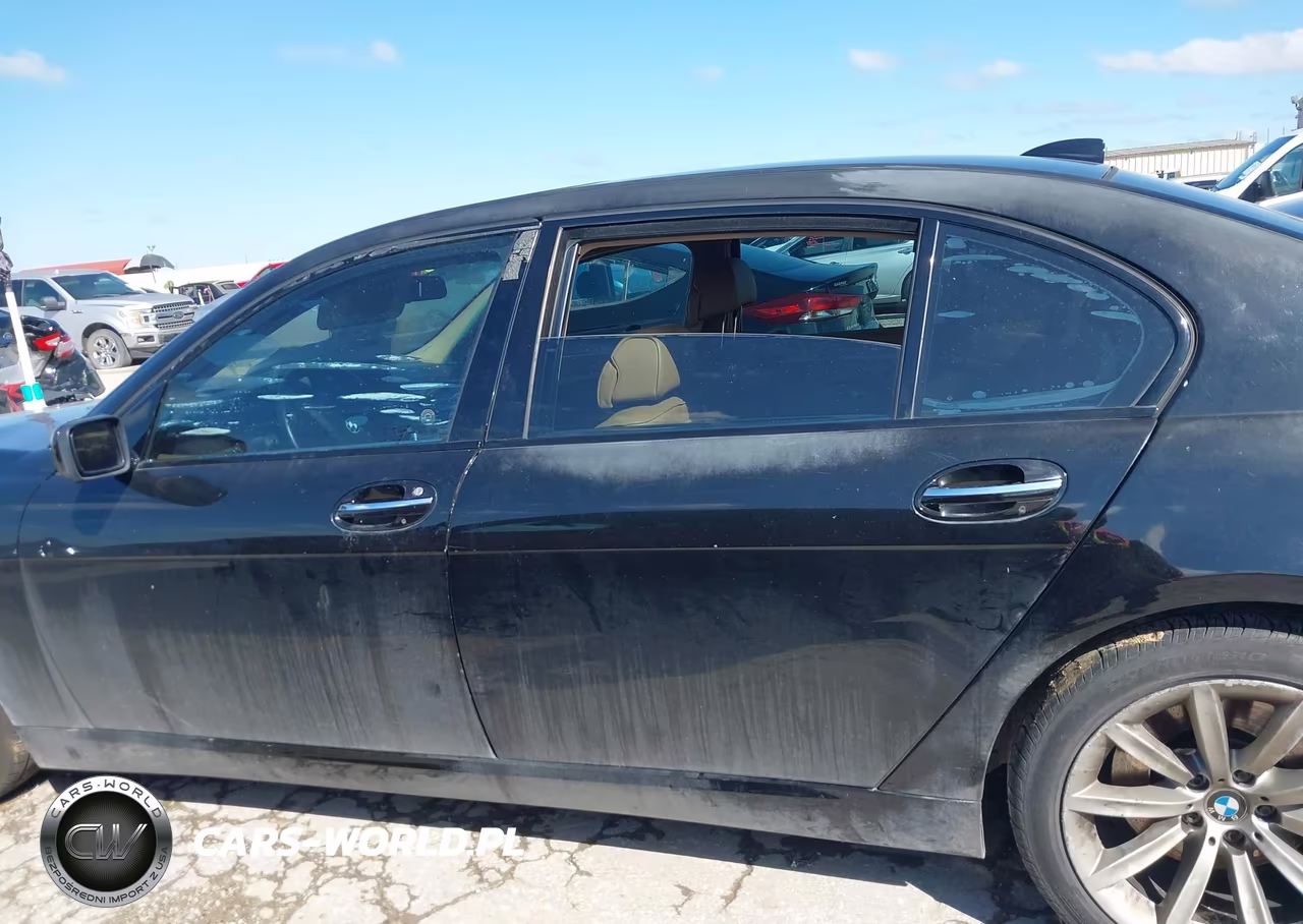 2008 BMW 750Li VIN:WBAHN83538DT78678 - 14