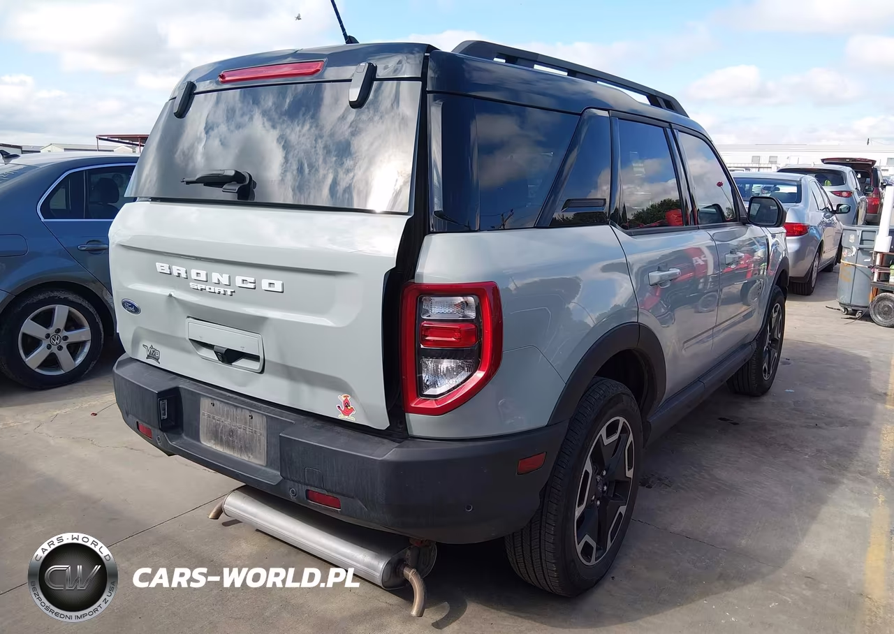 2024 Ford Bronco Sport Outer Banks VIN:3FMCR9C69RRF27048 - 4