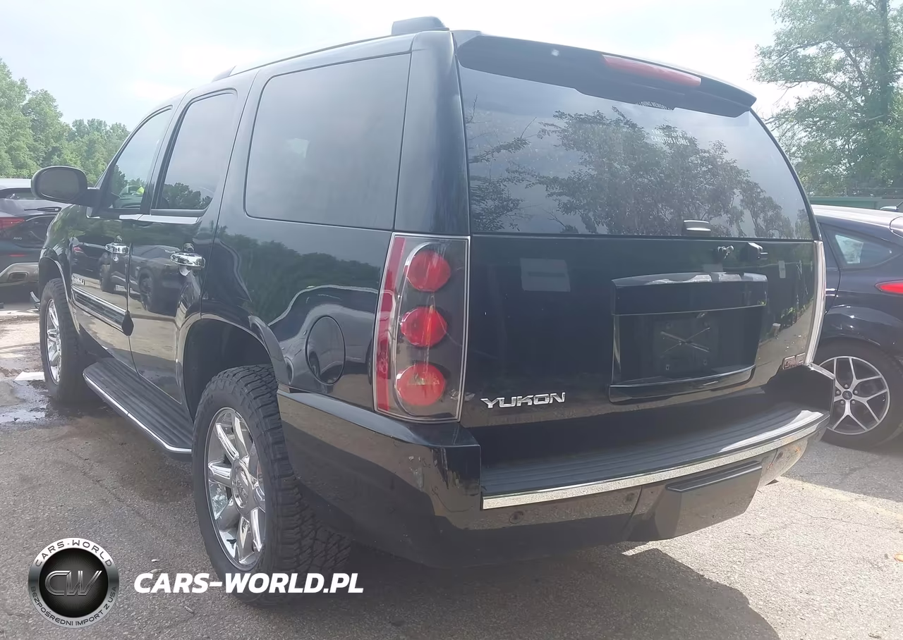 2007 GMC Yukon Denali VIN:1GKFK63867J328279 - 3