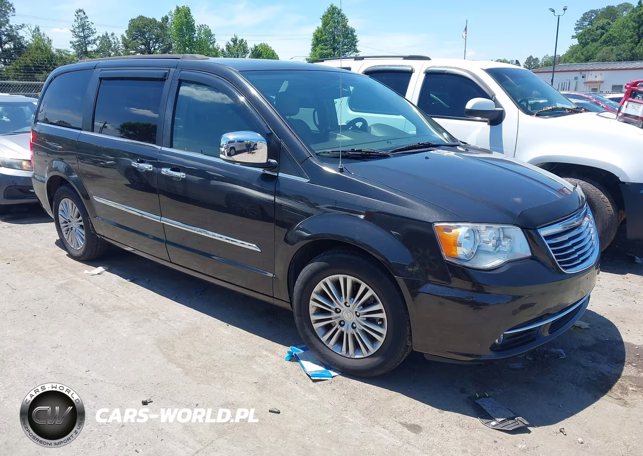 Główne zdjęcie 2015 Chrysler Town & Country Touring-L
