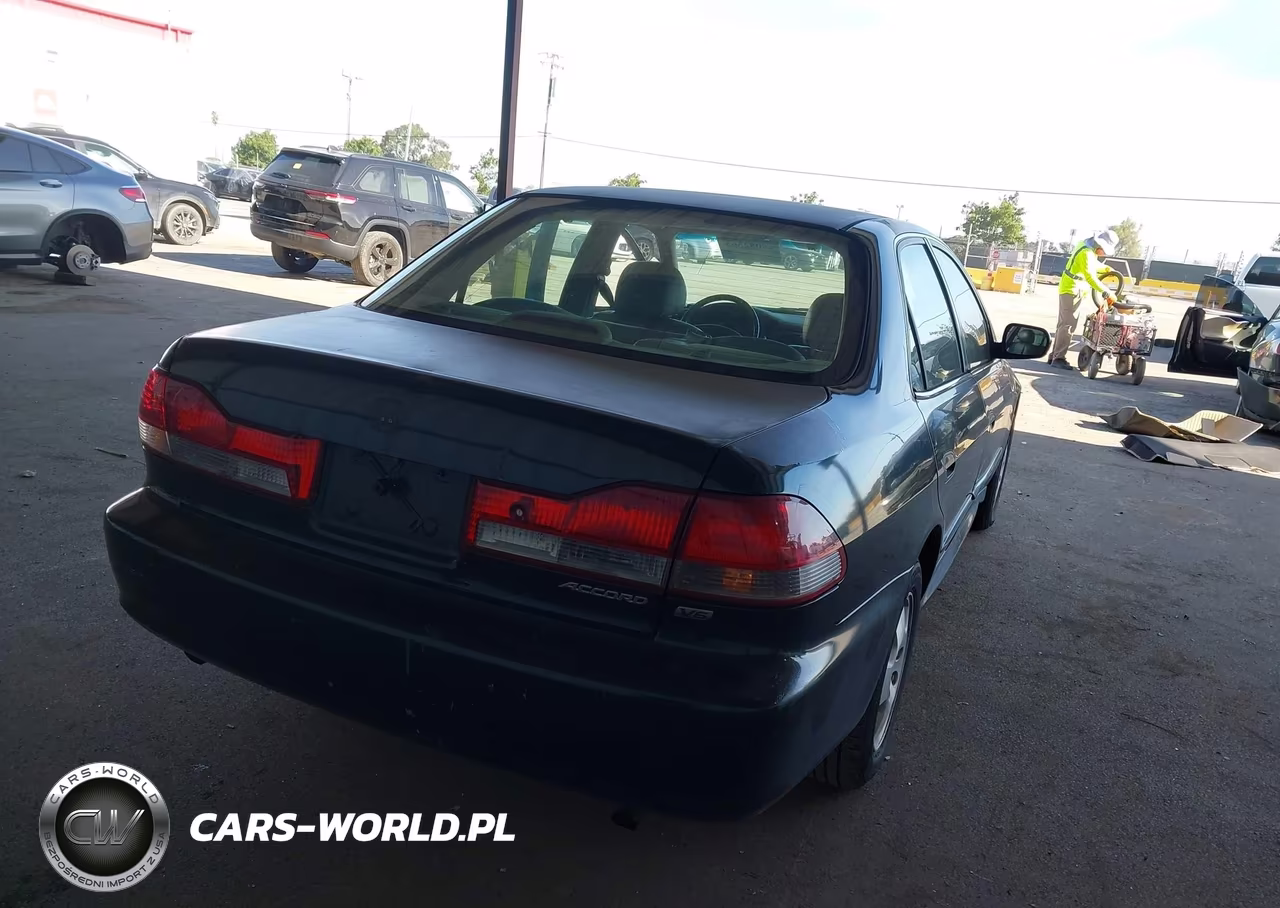 2001 Honda Accord 3.0 Ex VIN:1HGCG16591A045310 - 4