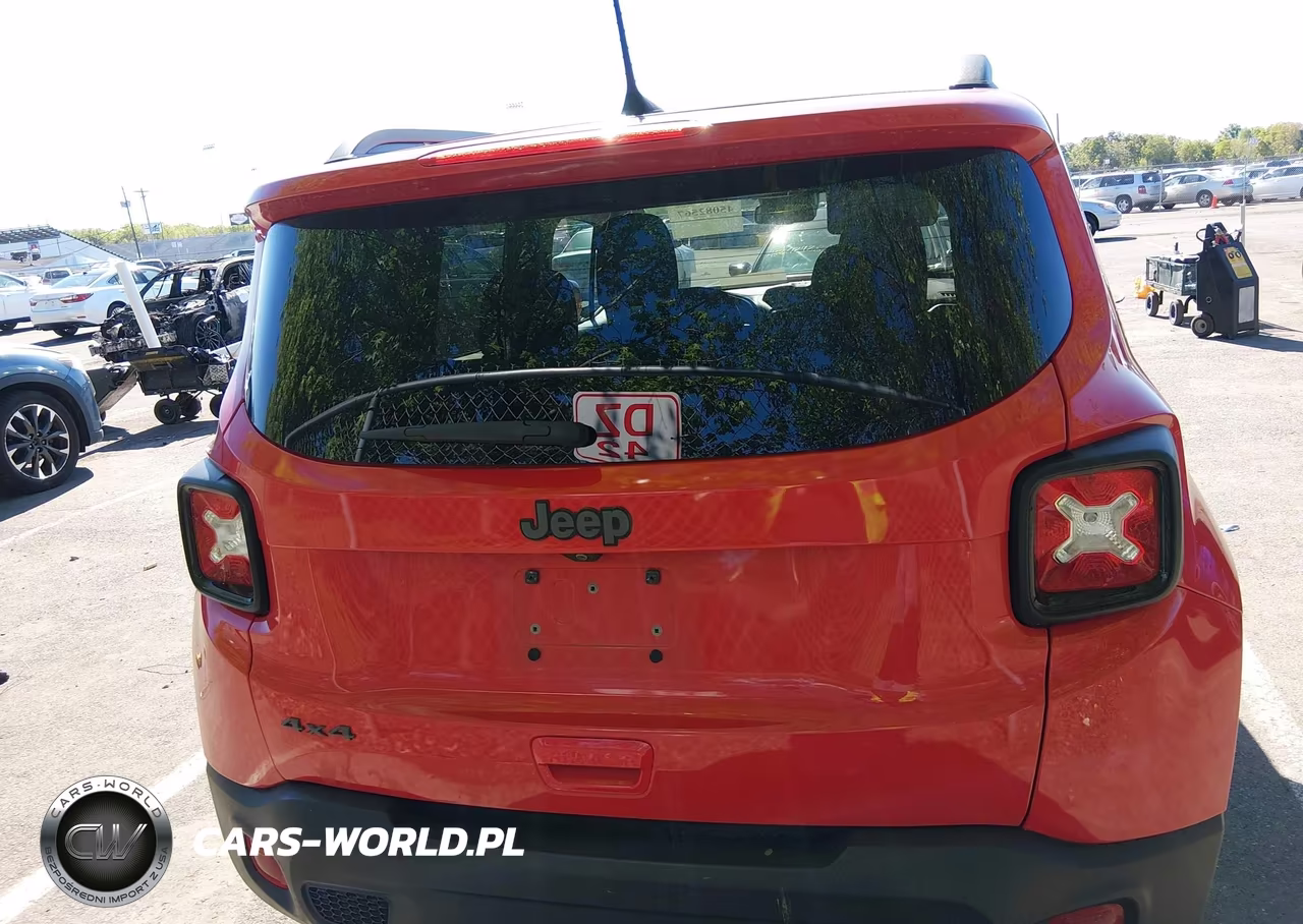 2020 Jeep Renegade Altitude 4X4 VIN:ZACNJBB13LPK95045 - 16