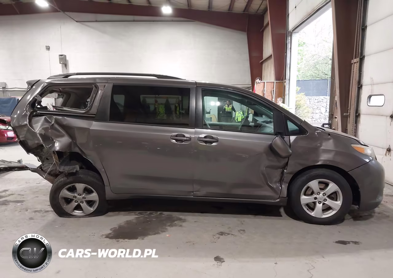 2013 Toyota Sienna Le V6 8 Passenger VIN:5TDKK3DC3DS344546 - 13