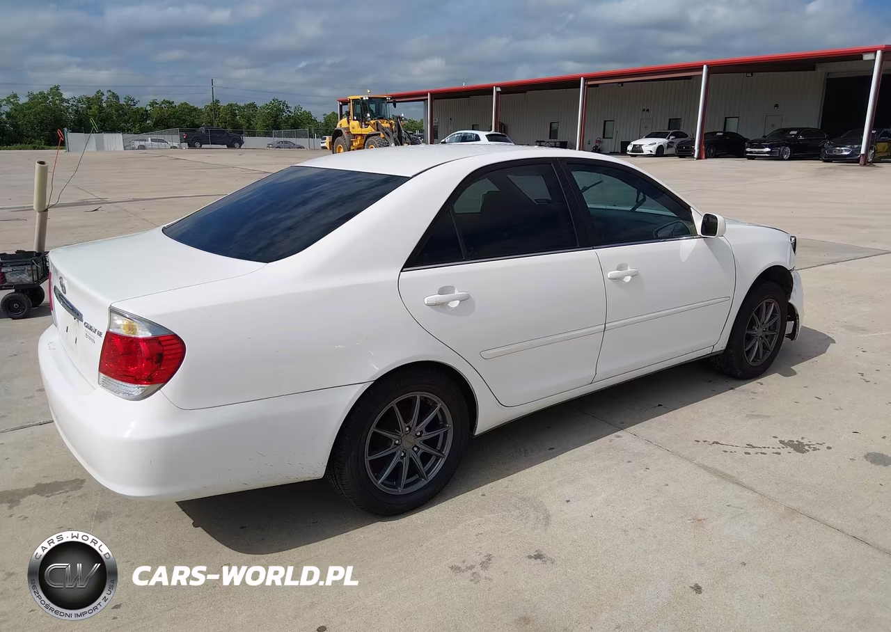 2006 Toyota Camry Le VIN:4T1BE32K66U746055 - 4