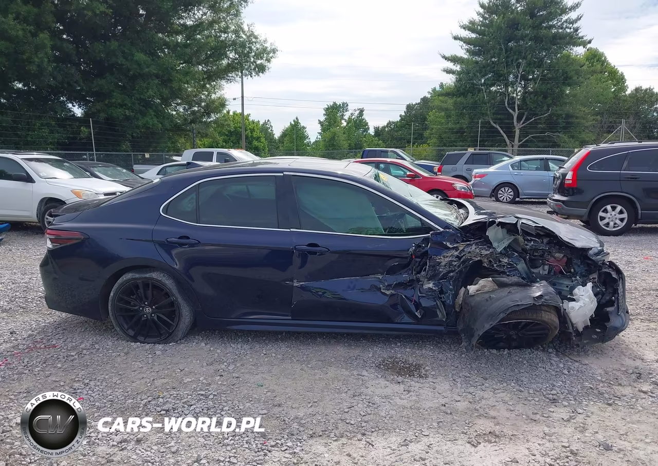 2021 Toyota Camry Xse Hybrid VIN:4T1K31AK3MU029458 - 13