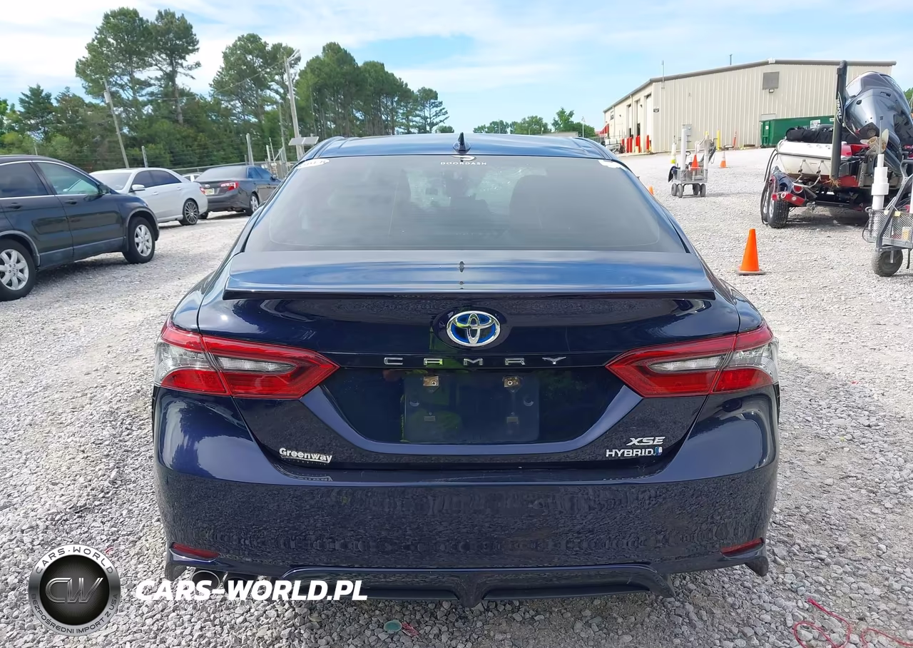 2021 Toyota Camry Xse Hybrid VIN:4T1K31AK3MU029458 - 16