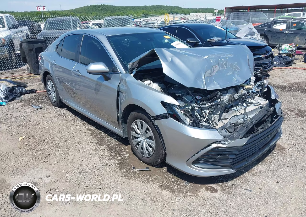 2023 Toyota Camry Le Hybrid
