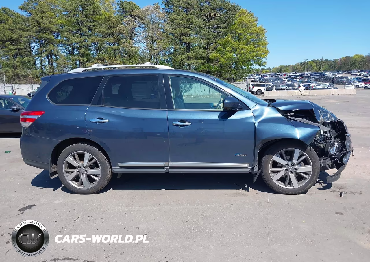 2014 Nissan Pathfinder Hybrid Platinum VIN:5N1CR2MM0EC660424 - 13