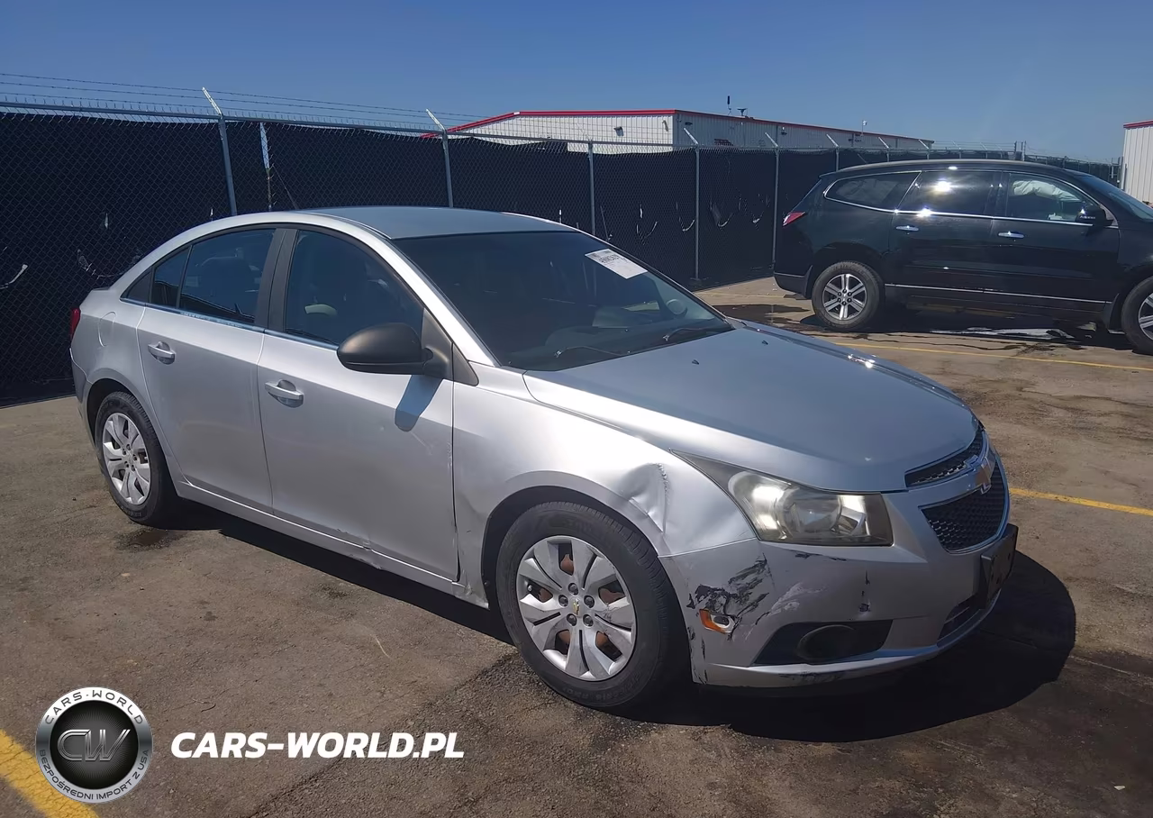 2012 Chevrolet Cruze Ls – zdjęcie 1 z 16