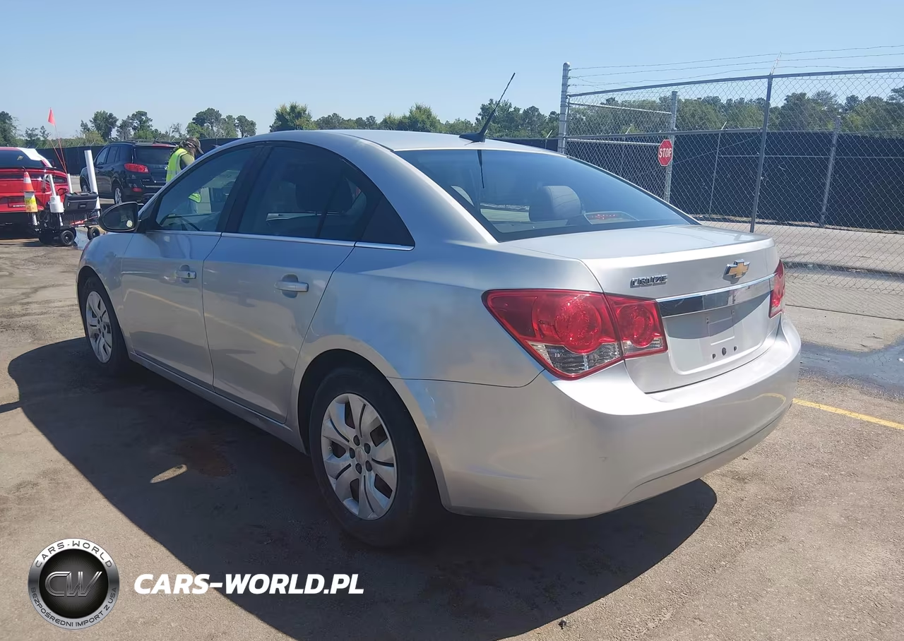 2012 Chevrolet Cruze Ls VIN:1G1PC5SH0C7272901 - 3