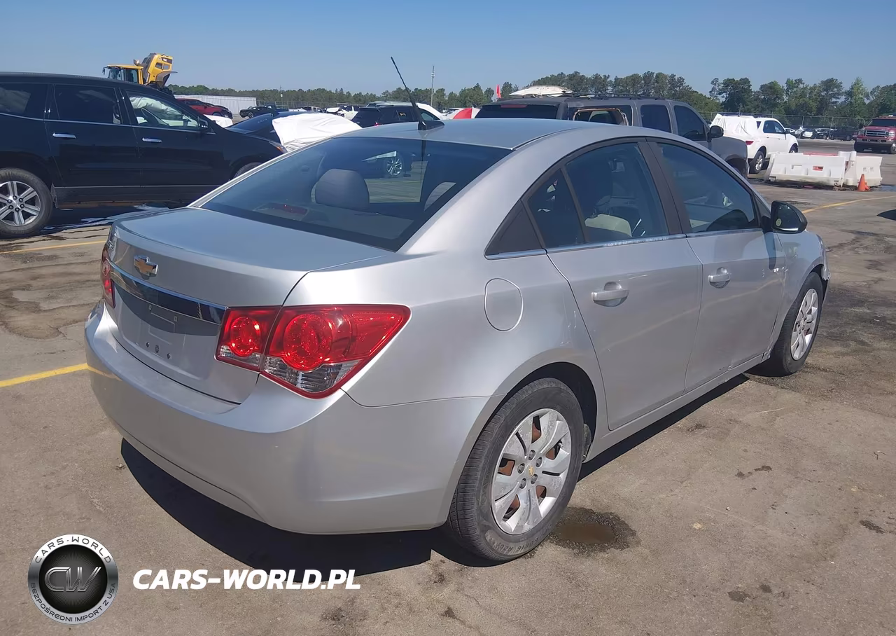 2012 Chevrolet Cruze Ls VIN:1G1PC5SH0C7272901 - 4