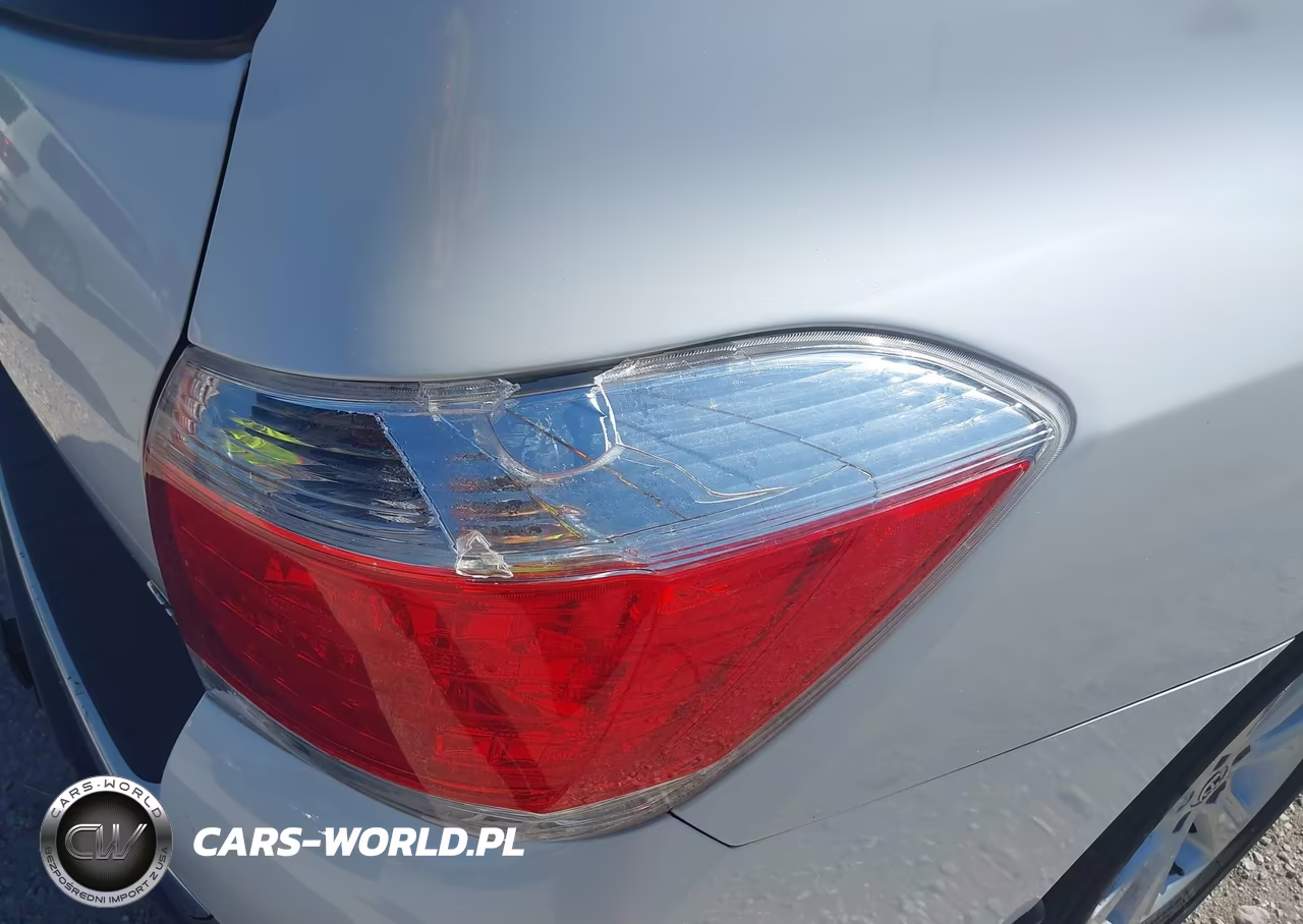 2013 Toyota Highlander Se V6 VIN:5TDBK3EHXDS201183 - 22