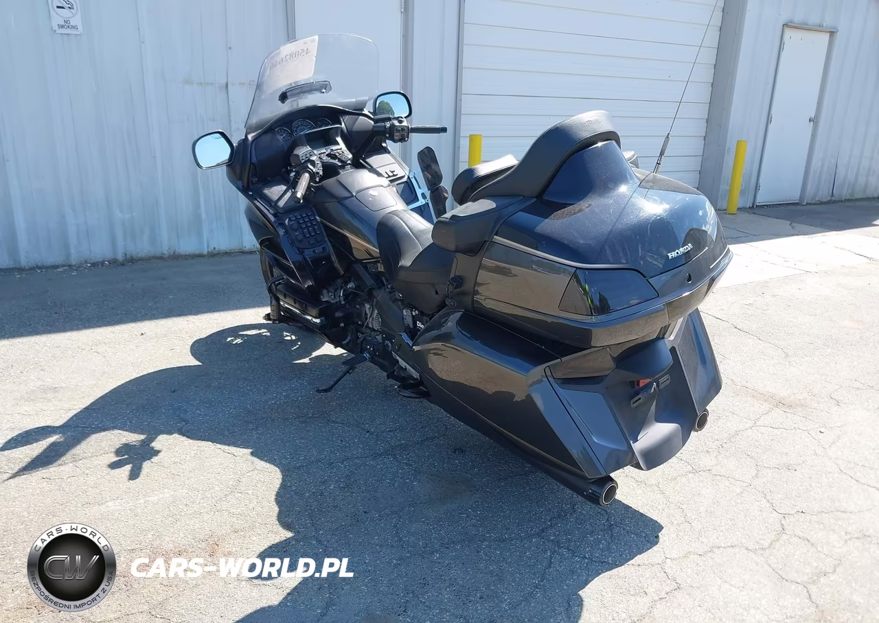 2016 Honda Gl1800 VIN:JH2SC68G3GK401648 - 3